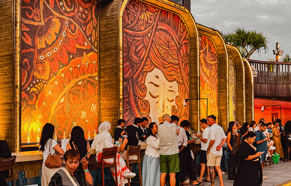 ビジネスモデルと収益